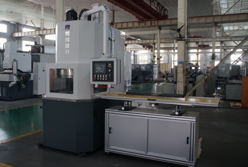 日升公司平面研磨机再获专利授权